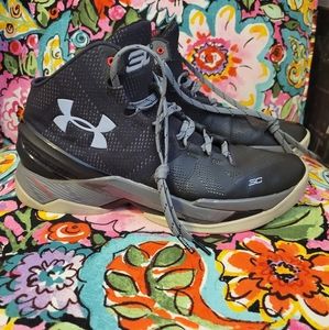 Mens Under Armour basketball shoes